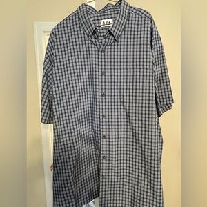 Men's Casual Checkered Button-Down Shirt